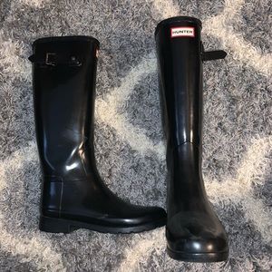 Hunter Boots (Size 7)
